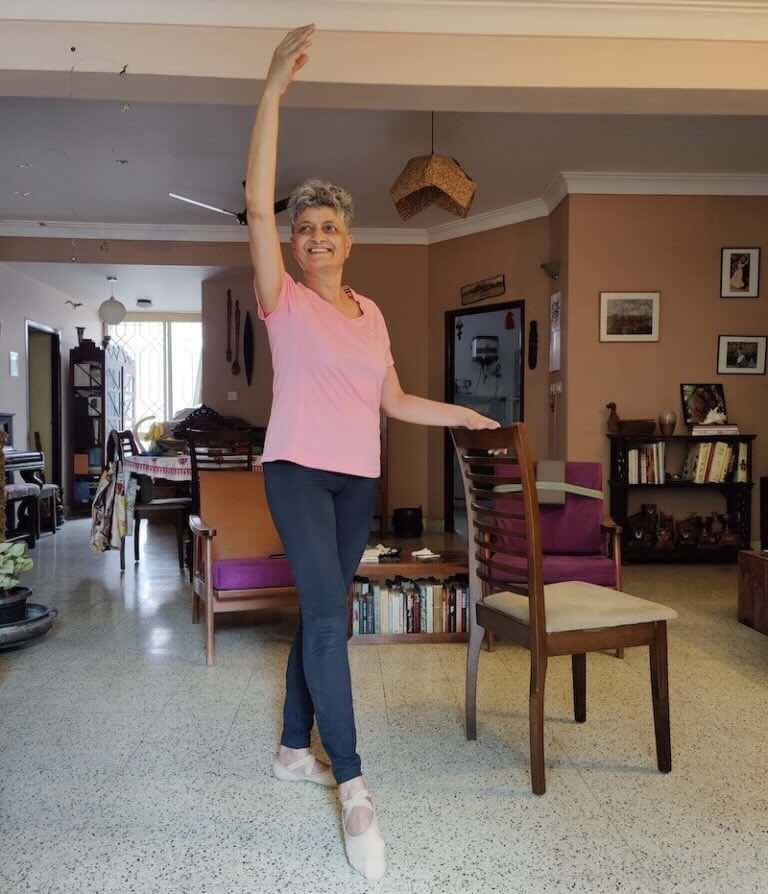Maureen Gonsalves attending adults ballet class online during the pandemic